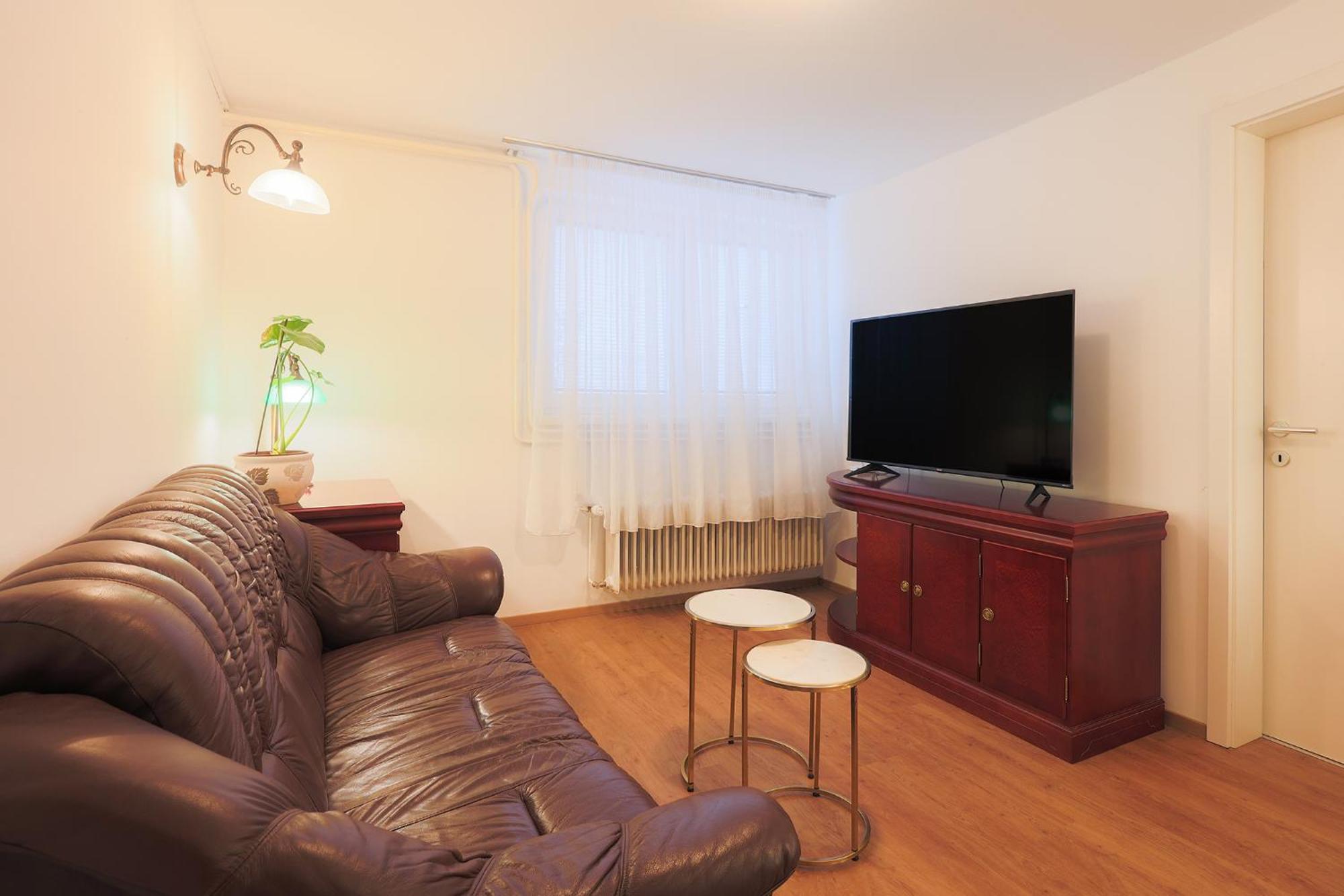 Papas Apartment Lesce  Ngoại thất bức ảnh