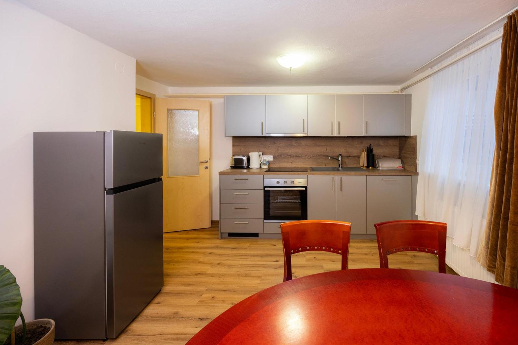 Papas Apartment Lesce  Ngoại thất bức ảnh