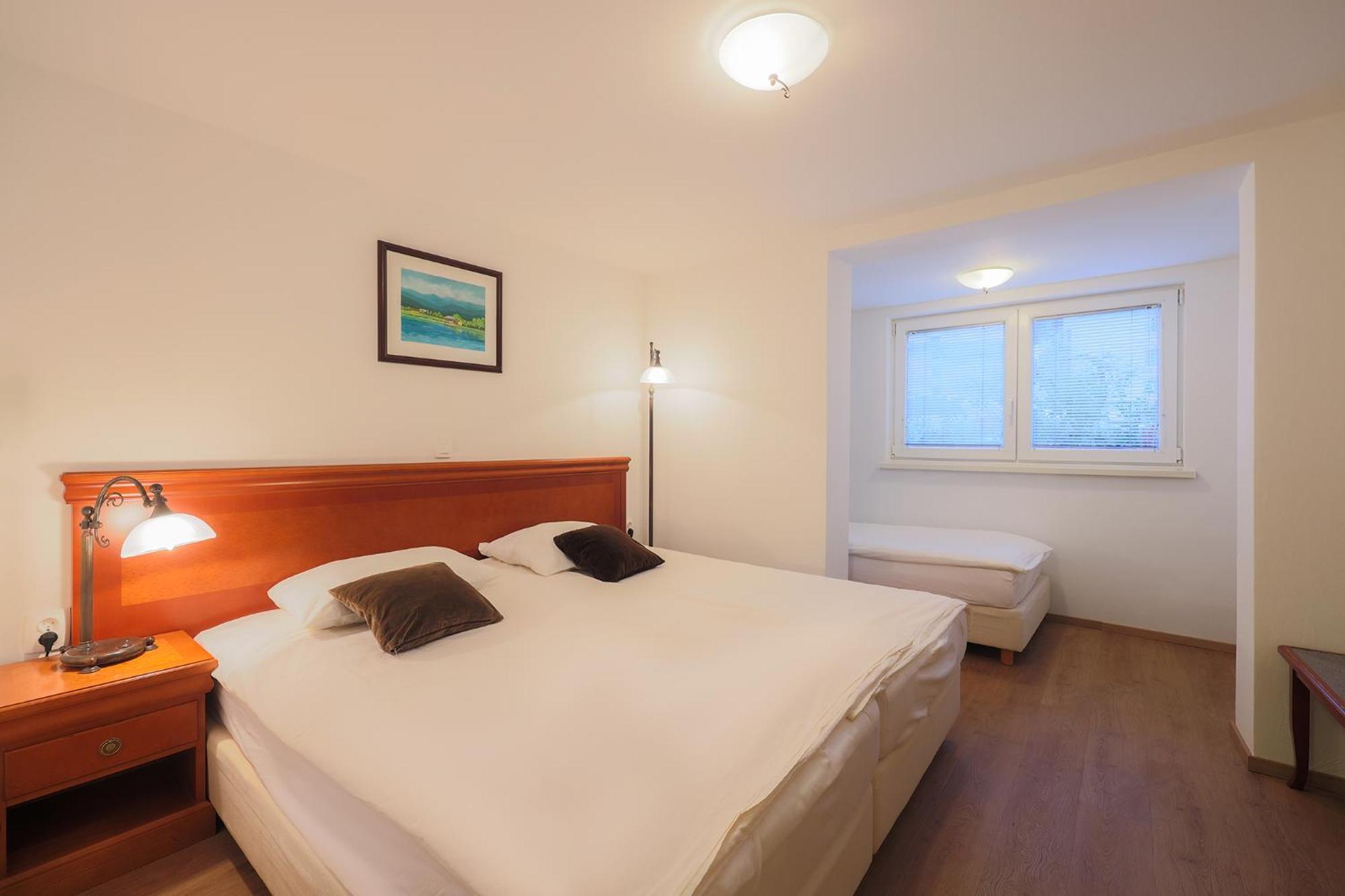 Papas Apartment Lesce  Ngoại thất bức ảnh
