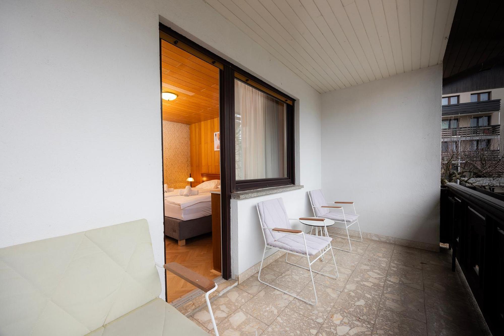 Papas Apartment Lesce  Ngoại thất bức ảnh
